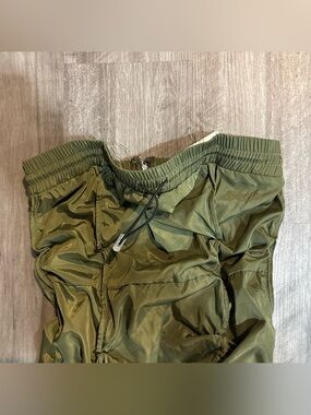 Cherry Mellow Olive Green Strapless Dress